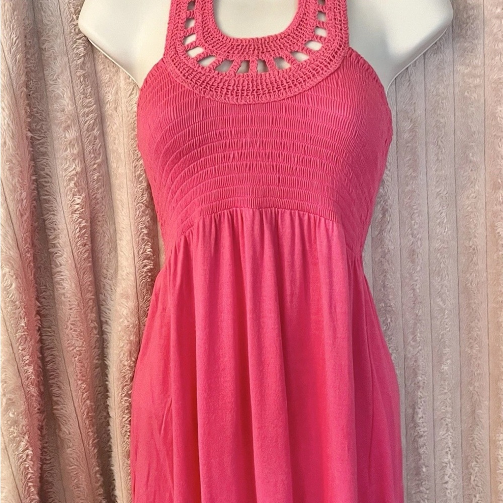 Juicy Couture Halter Tank Top-Pink - Tunic - Smocked - Size
Small